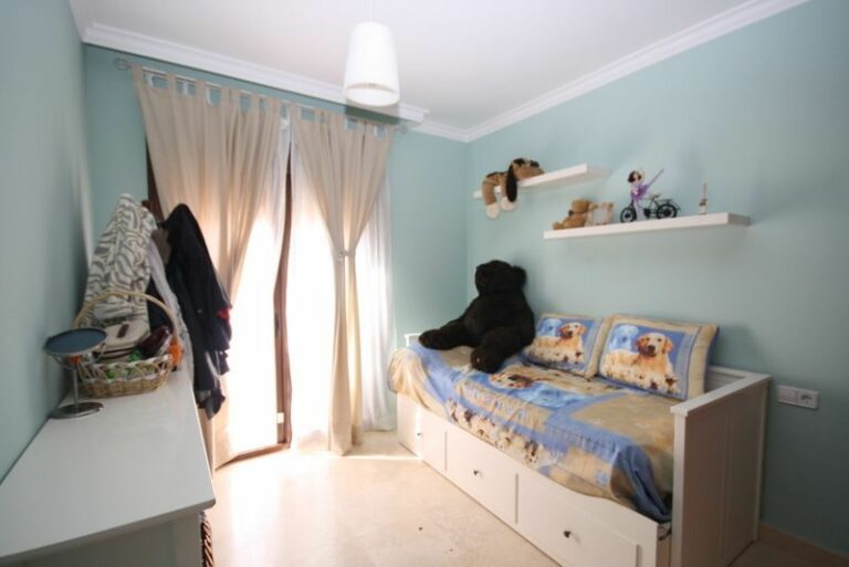 eccc175d4e3841be3747a74891166fe6 - 16