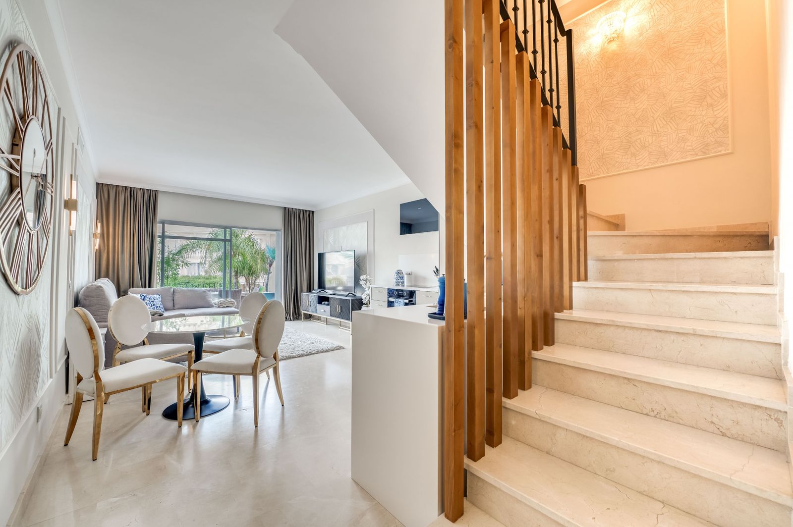 ed0dfe7b8e9cba26f9ac9b44381ea55d - 10