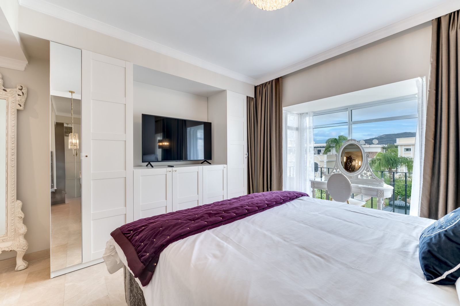 ed0dfe7b8e9cba26f9ac9b44381ea55d - 12