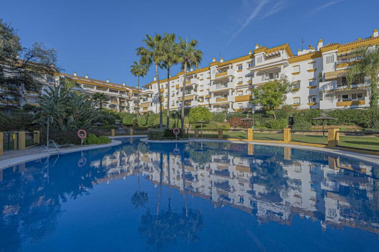 ed1186fd493b80b96339135d1bf1aa1e - 1