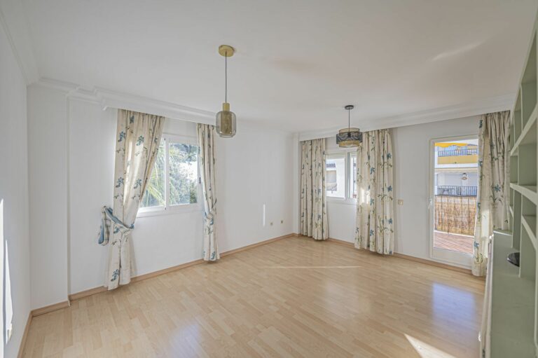 ed1186fd493b80b96339135d1bf1aa1e - 5