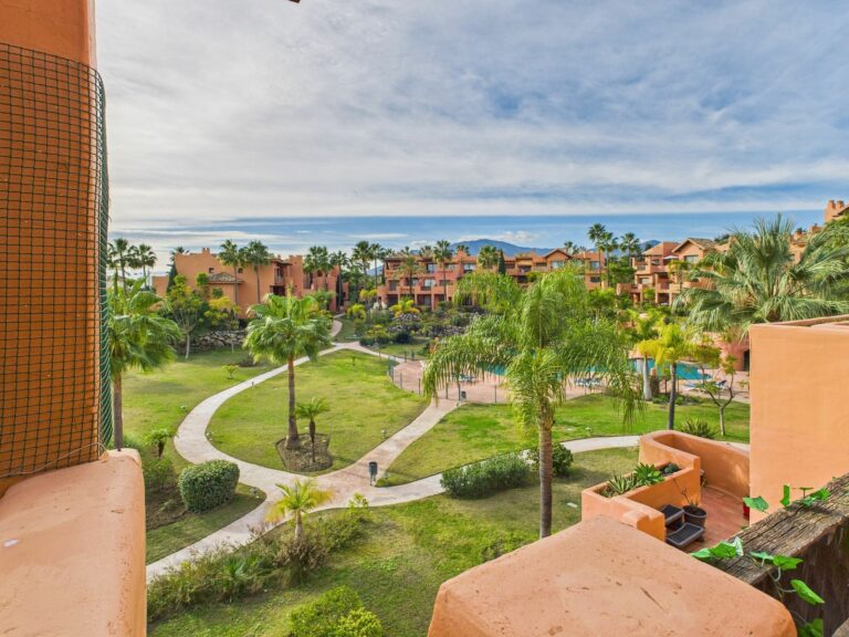 ed2b0b14561c2f0cb7b8ec3b8c1726f3 - 1