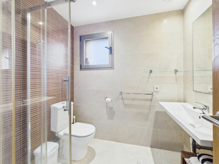 ed2b0b14561c2f0cb7b8ec3b8c1726f3 - 13