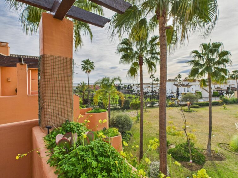 ed2b0b14561c2f0cb7b8ec3b8c1726f3 - 2