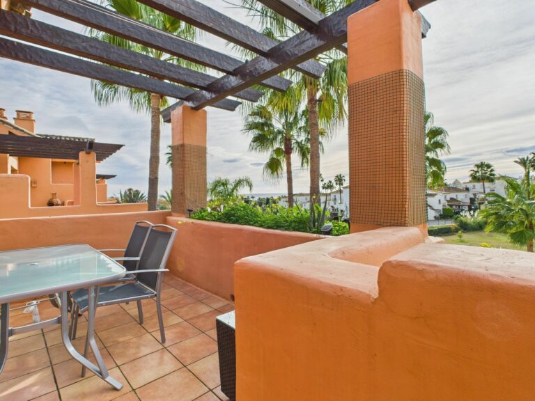 ed2b0b14561c2f0cb7b8ec3b8c1726f3 - 3