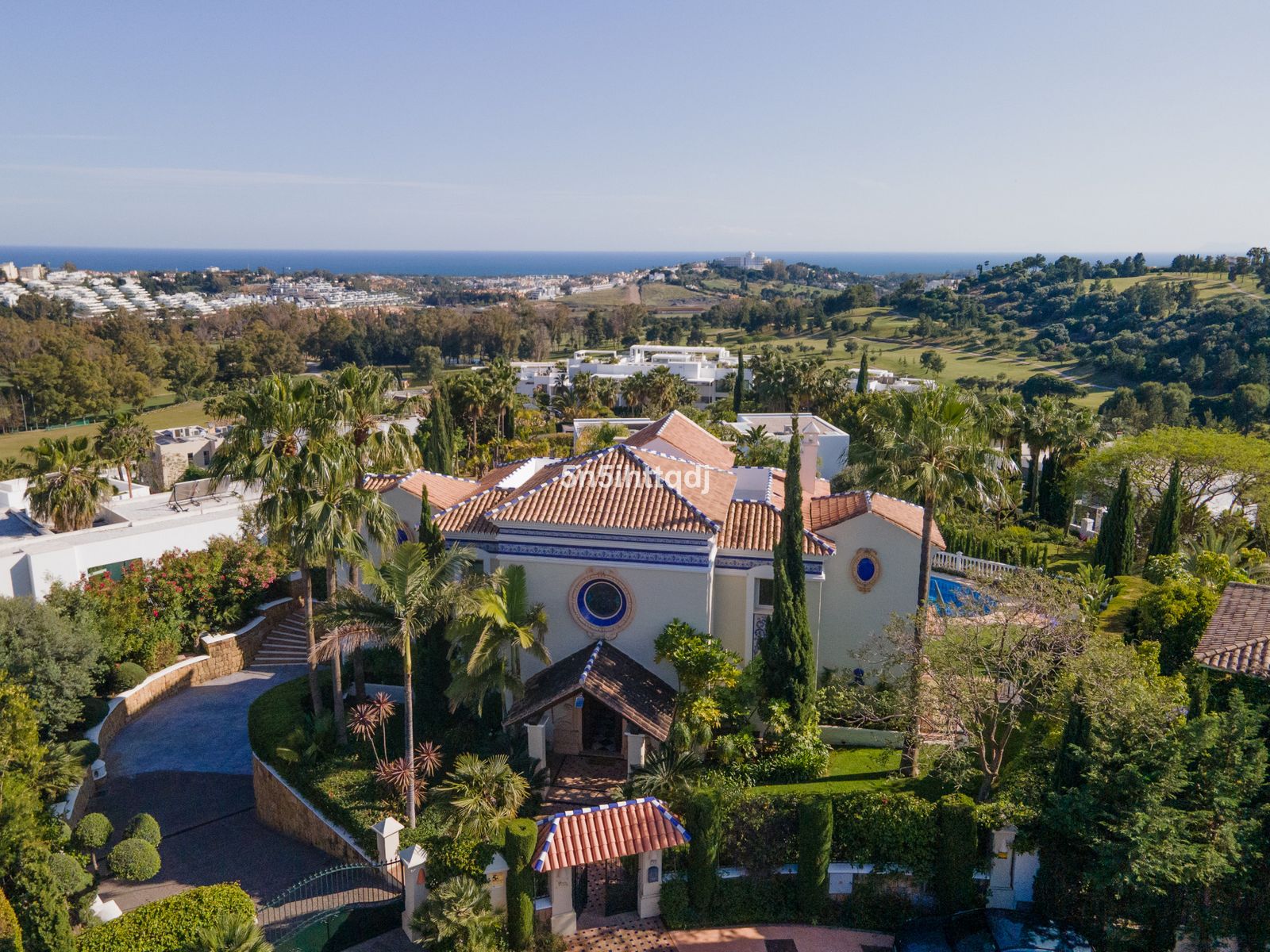 ed8ae375d1c39edfddc8df1588c5b9ed - 1