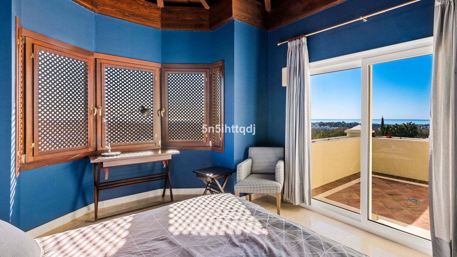 ed8ae375d1c39edfddc8df1588c5b9ed - 11