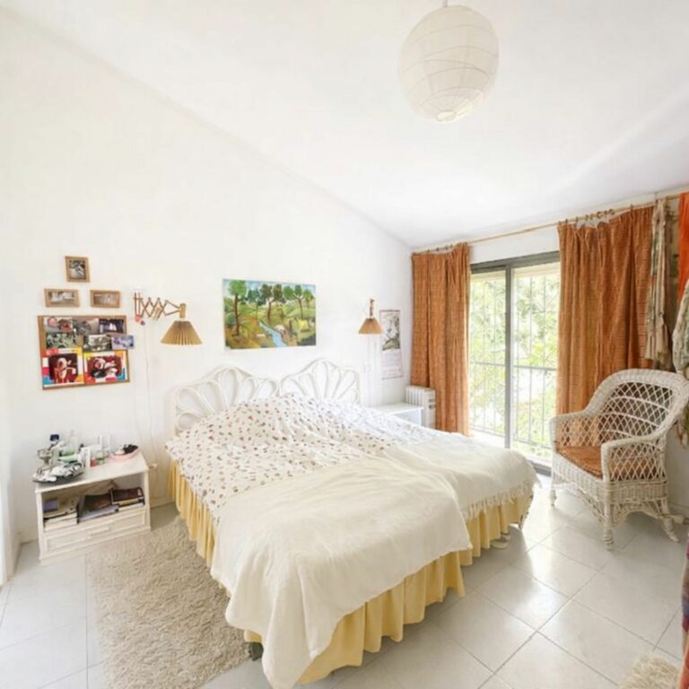 edde27e0616472b9b7089843a3e4ec1a - 6