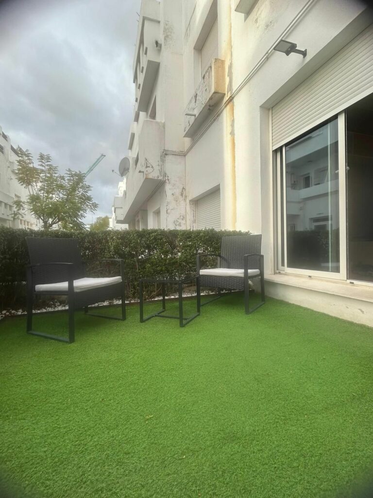 ee42404a4829feb5a473d35b7a14b1f8 - 1