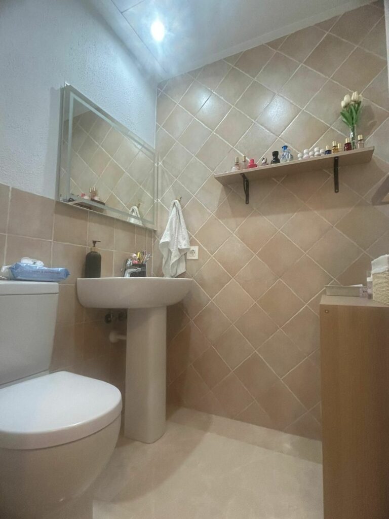 ee42404a4829feb5a473d35b7a14b1f8 - 12