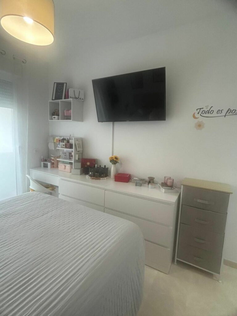 ee42404a4829feb5a473d35b7a14b1f8 - 8