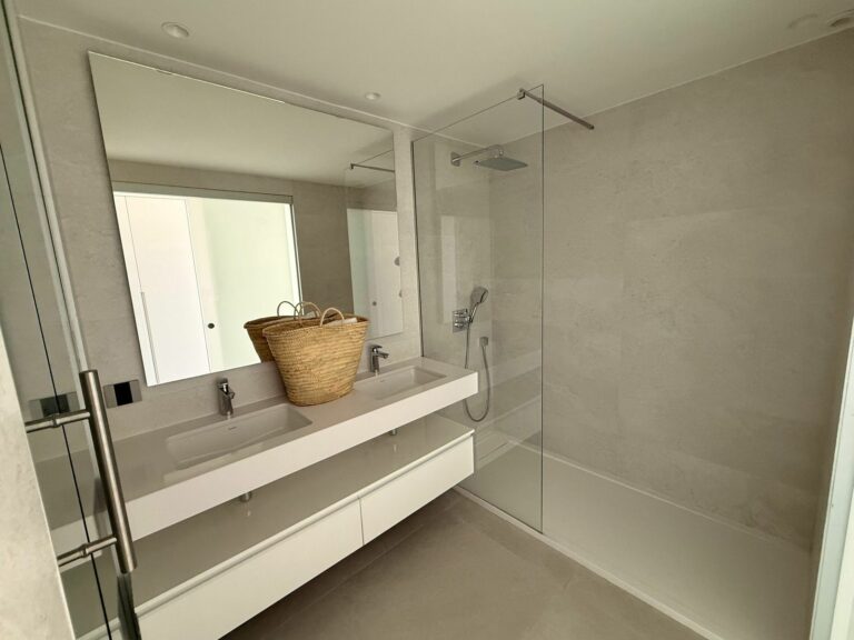 ef656729b95bfe73278f4fa449318e98 - 11