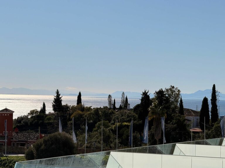 ef656729b95bfe73278f4fa449318e98 - 16