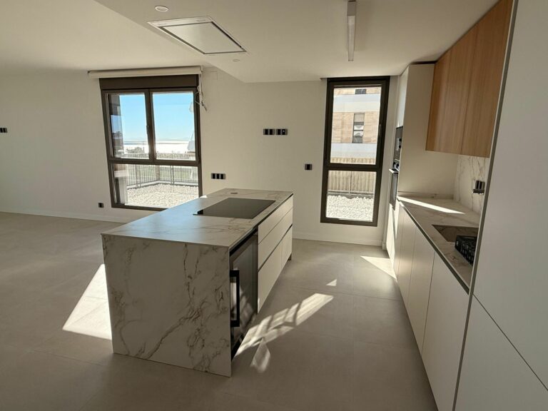 ef656729b95bfe73278f4fa449318e98 - 4