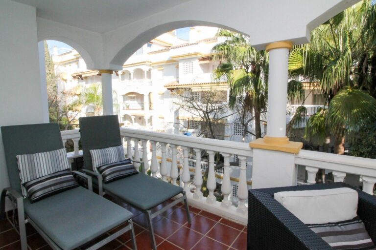 efe8a016eade1069e8bbae7ee8dee5a4 - 11