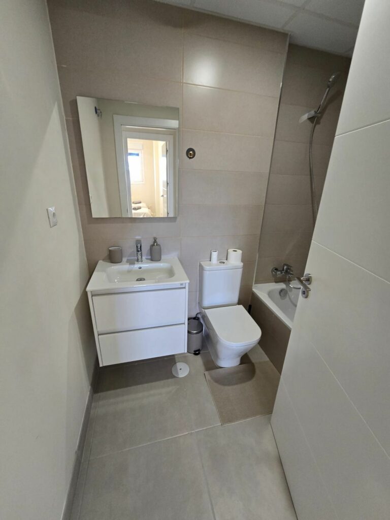 f08c167a9b9e7b811566920937057273 - 10