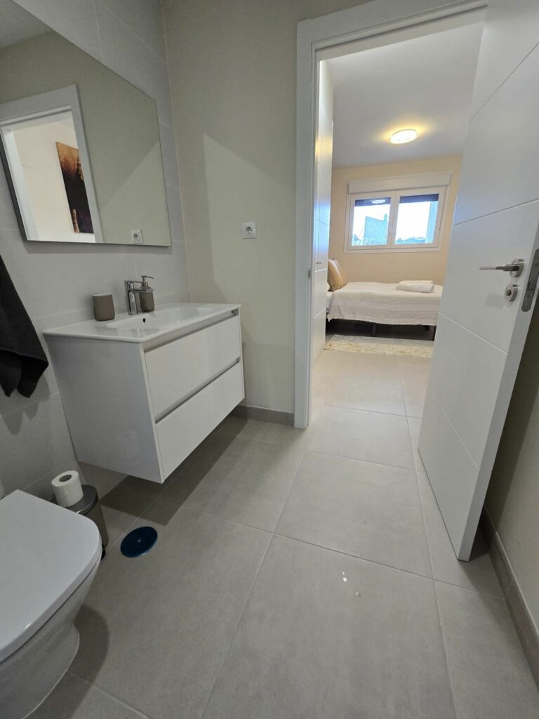 f08c167a9b9e7b811566920937057273 - 12