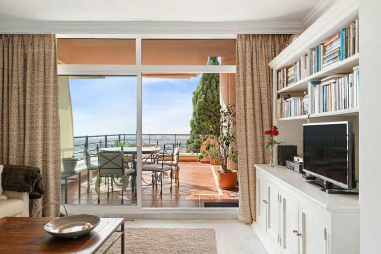 f167d8e5e920f26060040af827541ebb - 10