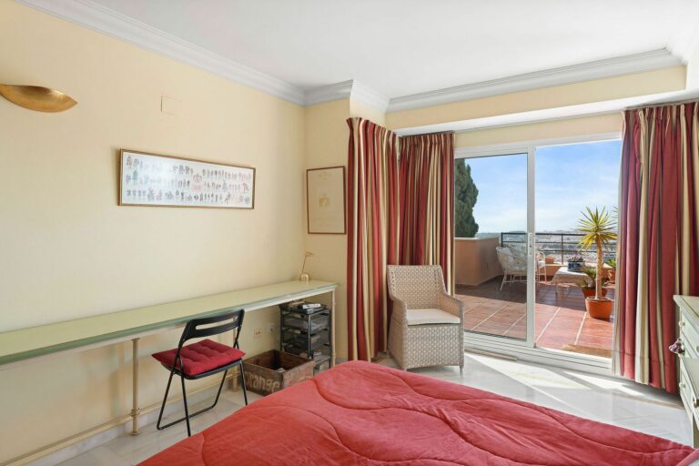 f167d8e5e920f26060040af827541ebb - 16