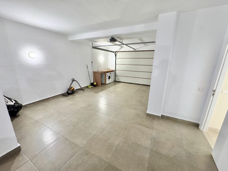 f1c0b03549e1819377e8f55cfb8e3807 - 14