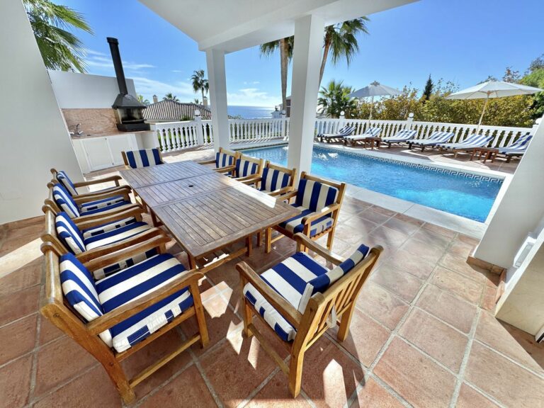 f1c0b03549e1819377e8f55cfb8e3807 - 5