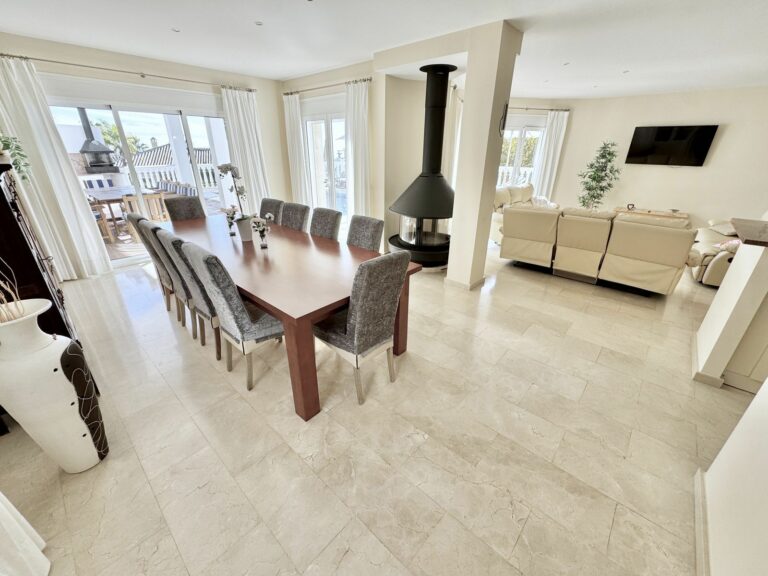 f1c0b03549e1819377e8f55cfb8e3807 - 9