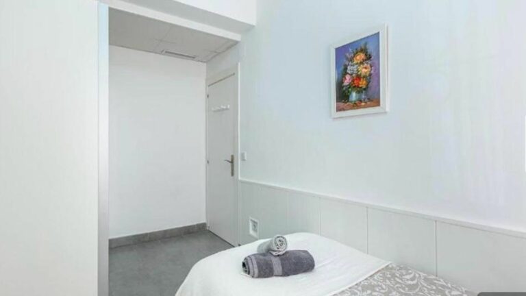 f2963e301cfe9a580106c36b9c787537 - 11