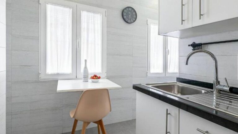 f2963e301cfe9a580106c36b9c787537 - 12