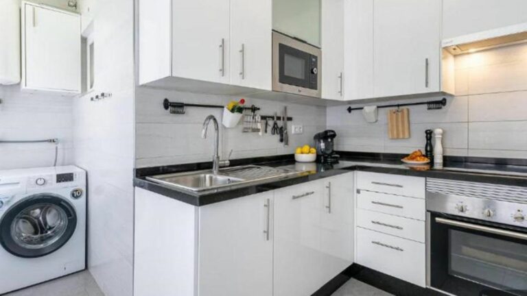 f2963e301cfe9a580106c36b9c787537 - 2