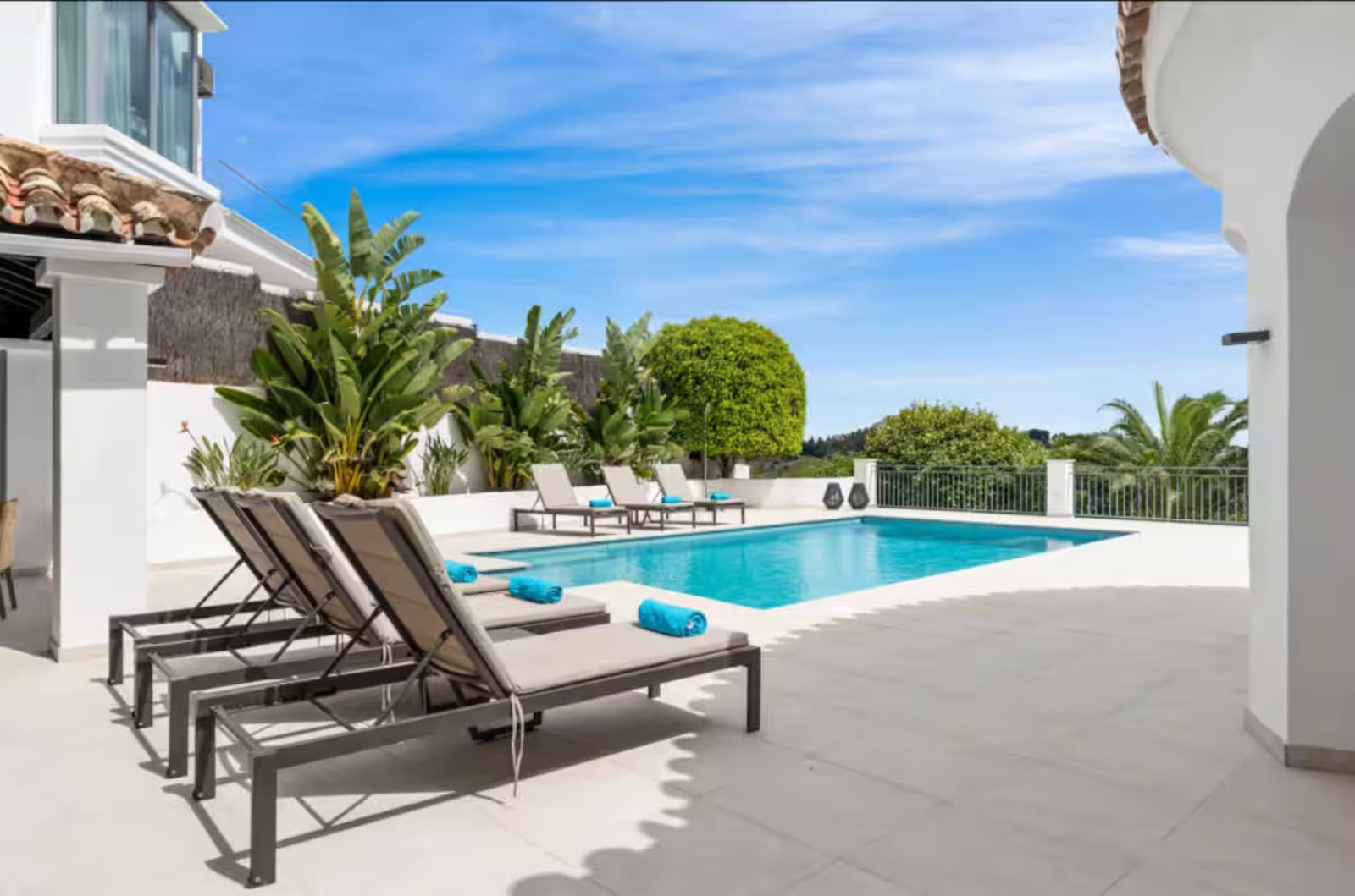 f375802ef00091df39eedb92502ddc11 - 3