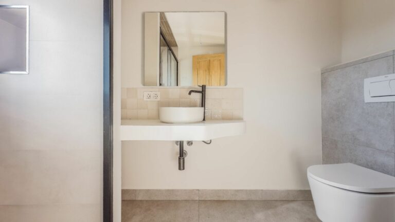 f3a18672a06b5ae932090ab7f42de5a9 - 13