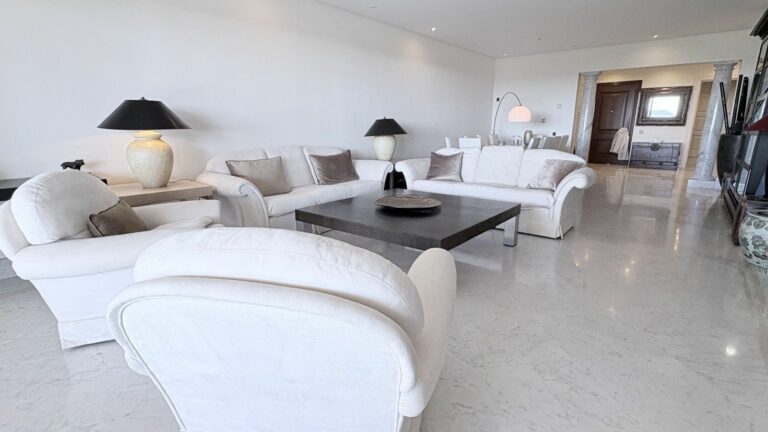 f41e44ceb2d374e726546362f7d5356e - 11