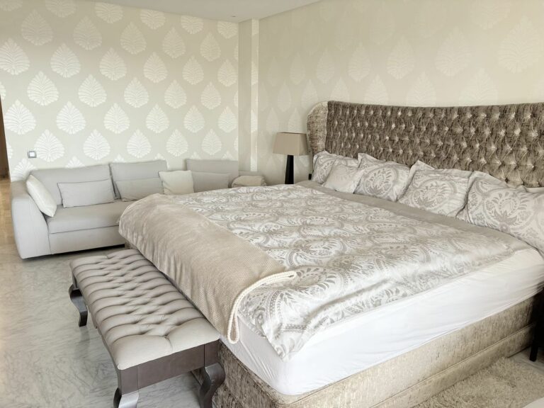 f41e44ceb2d374e726546362f7d5356e - 16