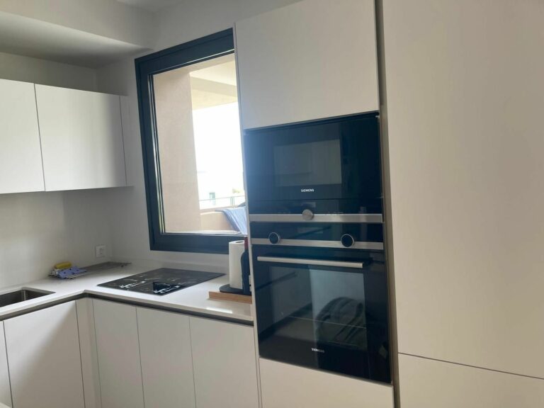 f4a6b2f573b8c226ba7ffb4550e8476a - 11