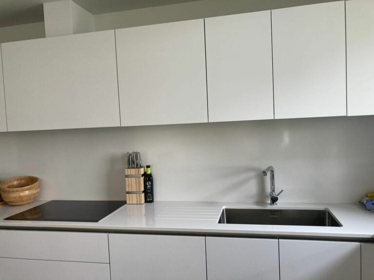 f4a6b2f573b8c226ba7ffb4550e8476a - 12