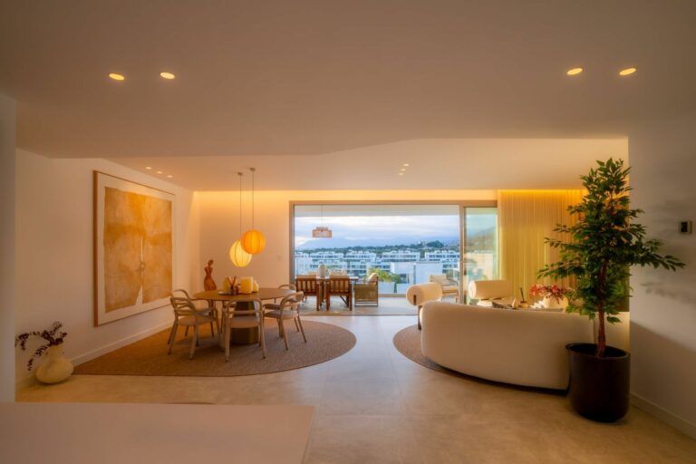 f56473053442a623b66ee793801541fe - 8