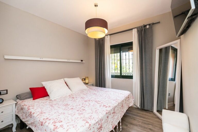 f64e569af9b598fac2778648163e1c68 - 12