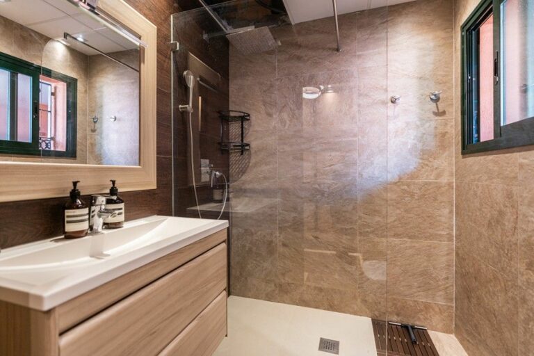 f64e569af9b598fac2778648163e1c68 - 14