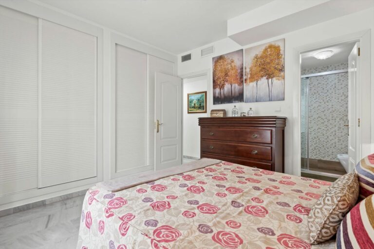 f85f252e0377ba7464208c9c90e5c60b - 12