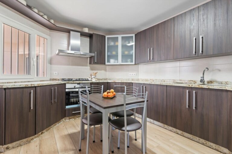 f85f252e0377ba7464208c9c90e5c60b - 7