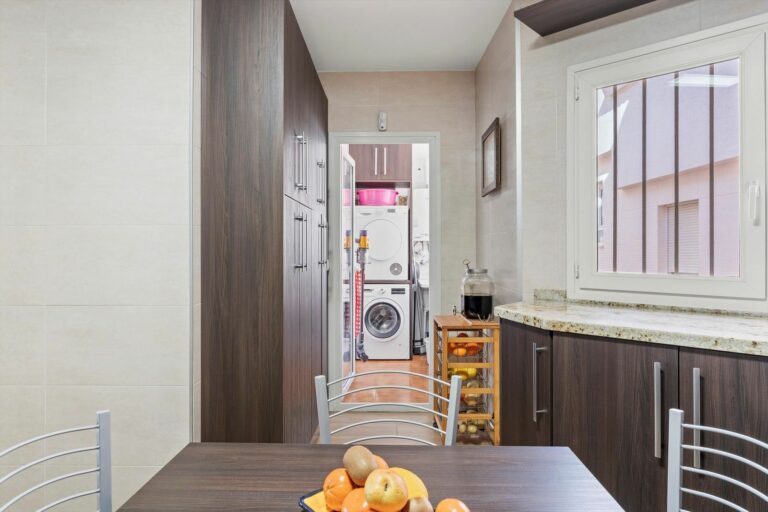 f85f252e0377ba7464208c9c90e5c60b - 8