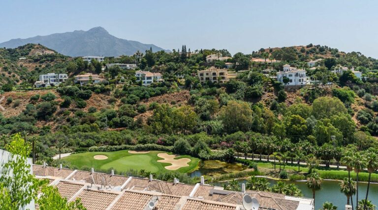 f919c2e01b195ff2c620658d66548837 - 9