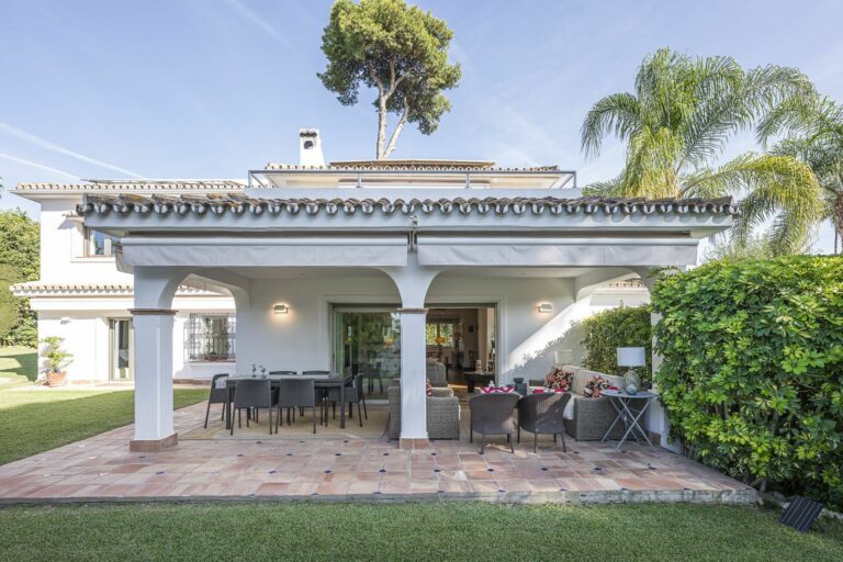 fb0e7dddbaa67cf7ea33c1766df47b3f - 8