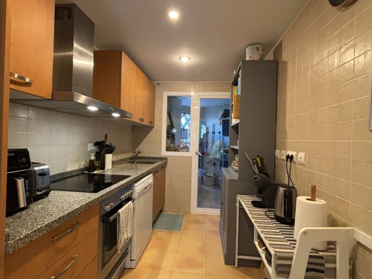 fbebcf18b5f2f2bcfba6fc8c6a031164 - 5