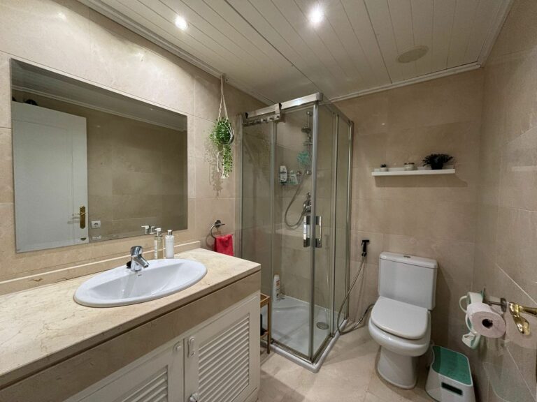 fbebcf18b5f2f2bcfba6fc8c6a031164 - 7