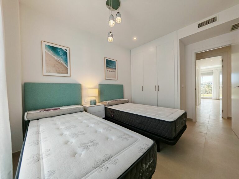 fc8ebc3e60968427b841c7ba6e401a3c - 14