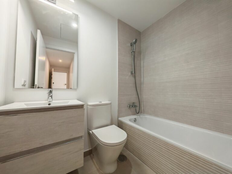 fc8ebc3e60968427b841c7ba6e401a3c - 16