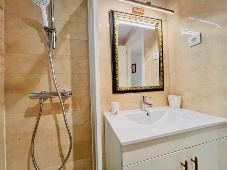 fc8efc6b06b8f723797c6ab6be36a308 - 14