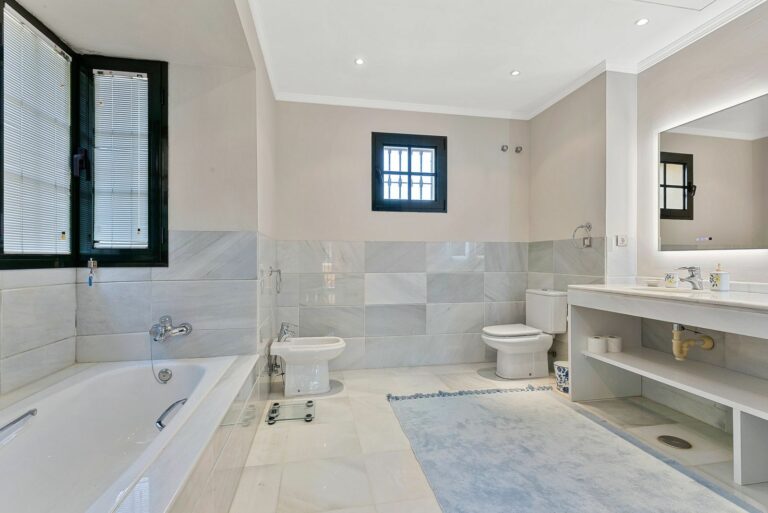 fe15742eeba05c5765e3cbb4303c5e8f - 15