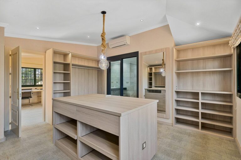 fe15742eeba05c5765e3cbb4303c5e8f - 8